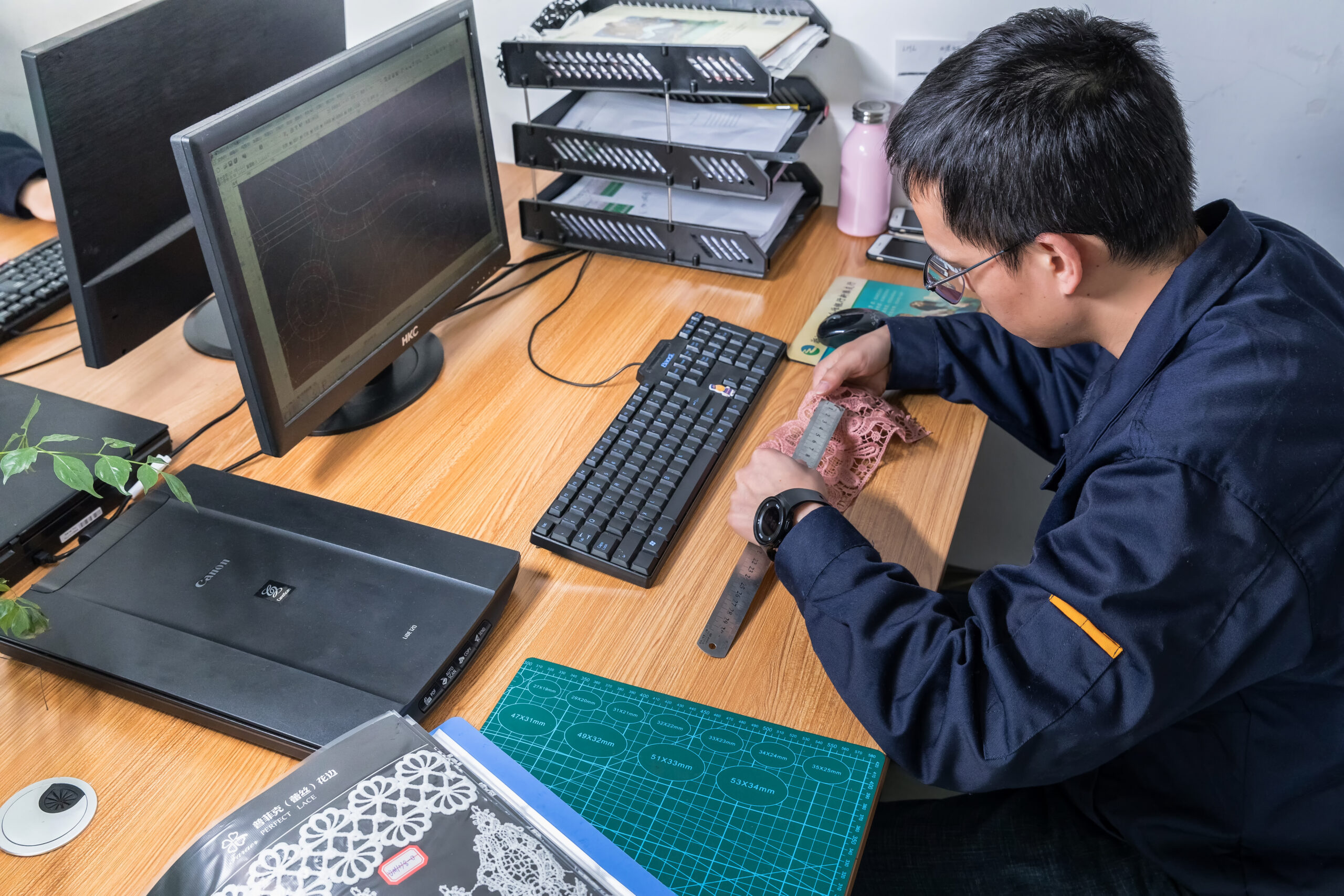 Loom Technical Drawing and Jacquard CAD Programming